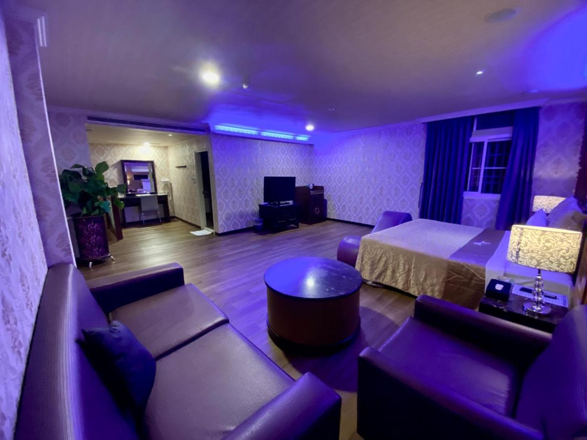 Huang Xing Motel Pingtung Exterior foto